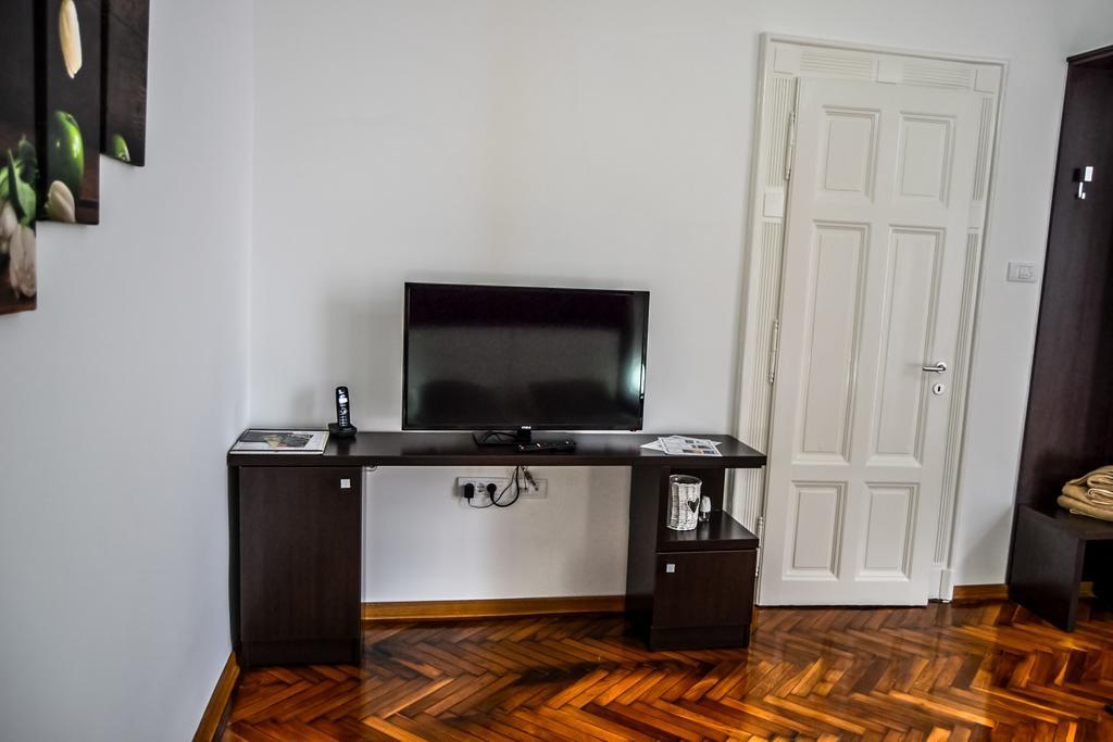 Modena Apartments Нови-Сад Номер фото